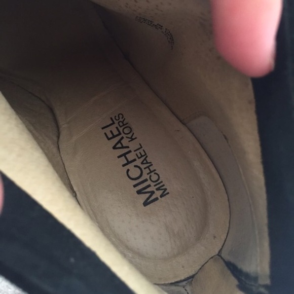 Michael Coors black suede heeled ankle booties - Picture 3 of 4